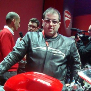 André Garcia é motociclista, advogado especialista em Gestão e Direito de Trânsito, colunista na imprensa especializada de duas rodas, idealizador do Projeto Motociclismo com Segurança. andregarcia@motosafe.com.br